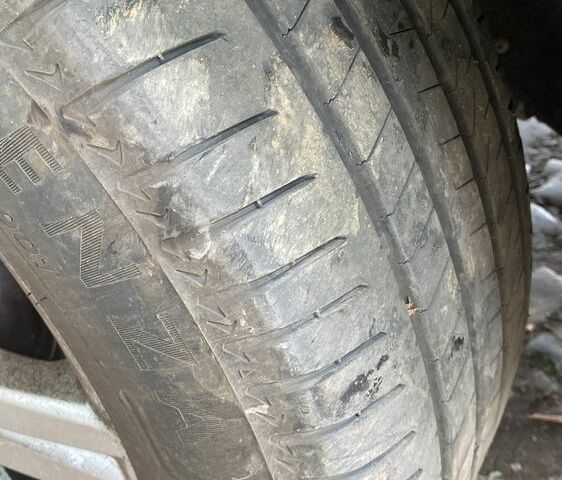 Серый Ауди Ку 7, объемом двигателя 3 л и пробегом 1 тыс. км за 10000 $, фото 7 на Automoto.ua