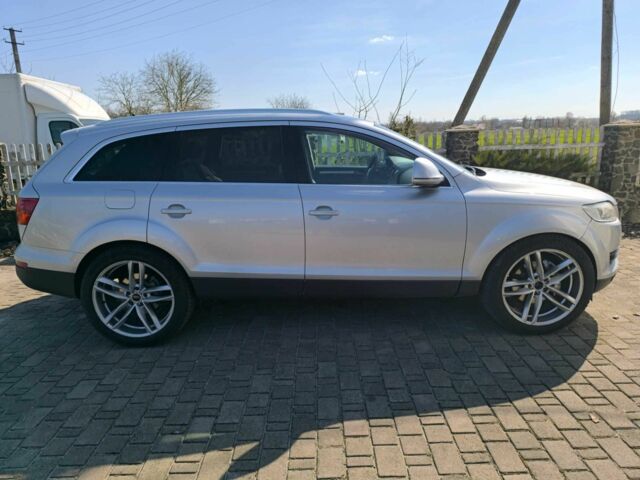 Серый Ауди Ку 7, объемом двигателя 3 л и пробегом 334 тыс. км за 10500 $, фото 13 на Automoto.ua