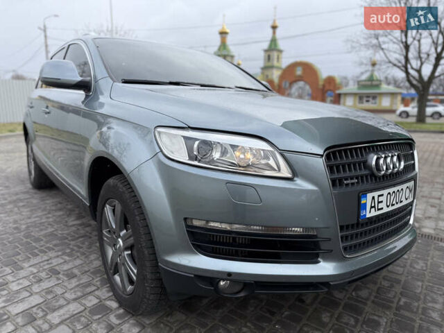 Серый Ауди Ку 7, объемом двигателя 3 л и пробегом 227 тыс. км за 14000 $, фото 27 на Automoto.ua