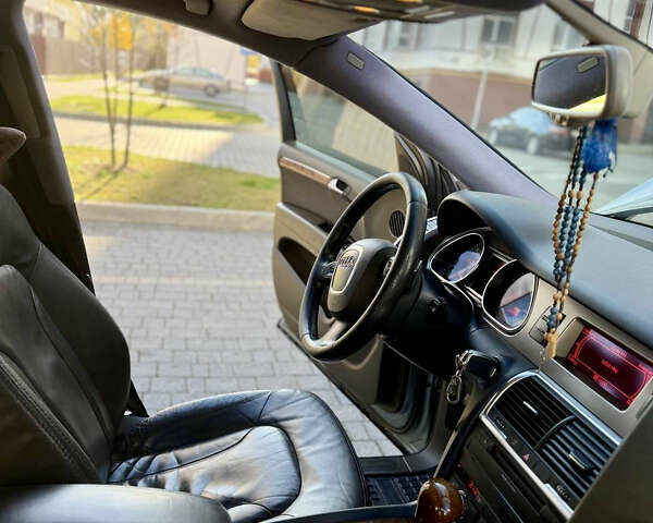 Серый Ауди Ку 7, объемом двигателя 3 л и пробегом 322 тыс. км за 12500 $, фото 15 на Automoto.ua