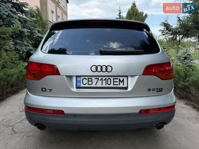 Серый Ауди Ку 7, объемом двигателя 2.97 л и пробегом 320 тыс. км за 10500 $, фото 2 на Automoto.ua