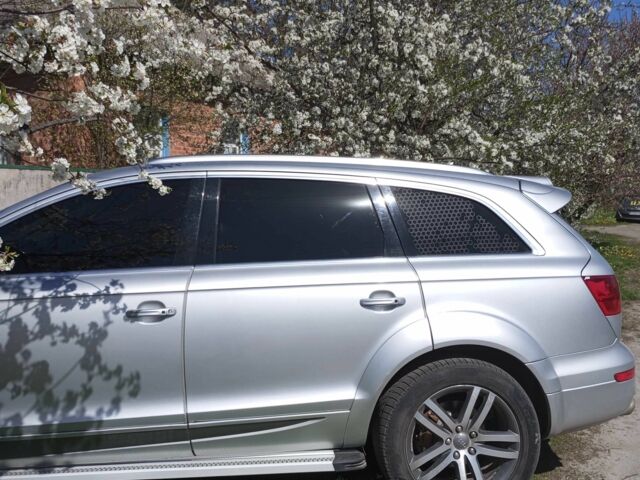 Серый Ауди Ку 7, объемом двигателя 4.2 л и пробегом 216 тыс. км за 10799 $, фото 9 на Automoto.ua