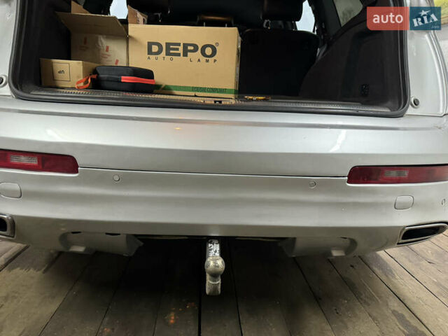 Сірий Ауді Ку 7, об'ємом двигуна 3 л та пробігом 388 тис. км за 10850 $, фото 34 на Automoto.ua