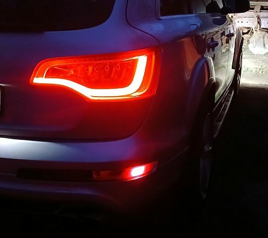 Сірий Ауді Ку 7, об'ємом двигуна 4.2 л та пробігом 0 тис. км за 10999 $, фото 1 на Automoto.ua