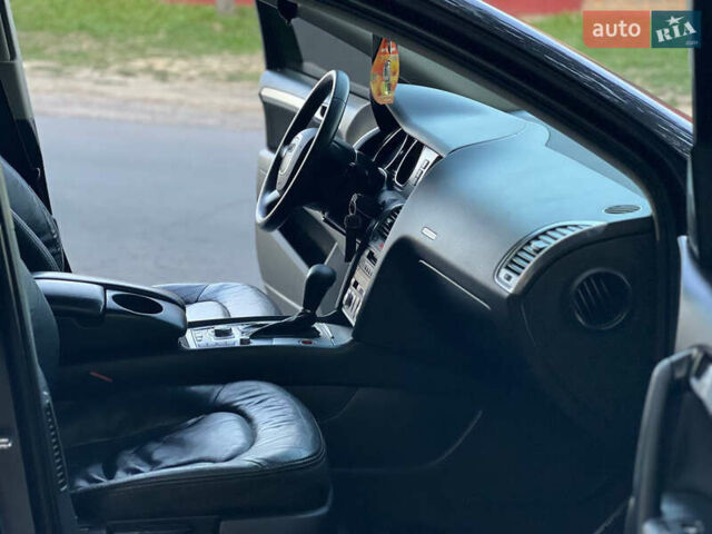 Серый Ауди Ку 7, объемом двигателя 2.97 л и пробегом 386 тыс. км за 12000 $, фото 12 на Automoto.ua