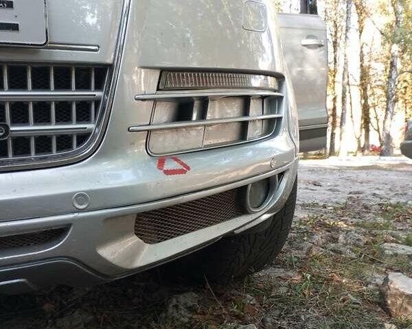 Серый Ауди Ку 7, объемом двигателя 4.2 л и пробегом 220 тыс. км за 11500 $, фото 45 на Automoto.ua