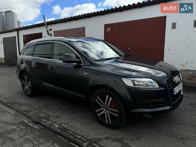 Серый Ауди Ку 7, объемом двигателя 2.97 л и пробегом 311 тыс. км за 13500 $, фото 2 на Automoto.ua