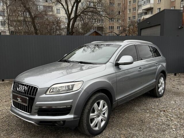 Серый Ауди Ку 7, объемом двигателя 3 л и пробегом 350 тыс. км за 10850 $, фото 1 на Automoto.ua
