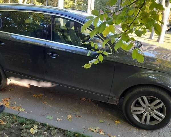 Сірий Ауді Ку 7, об'ємом двигуна 3 л та пробігом 290 тис. км за 14000 $, фото 3 на Automoto.ua