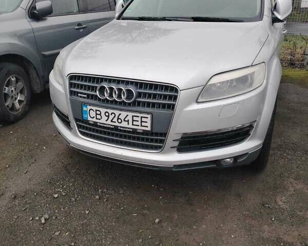 Серый Ауди Ку 7, объемом двигателя 4.13 л и пробегом 300 тыс. км за 14500 $, фото 4 на Automoto.ua