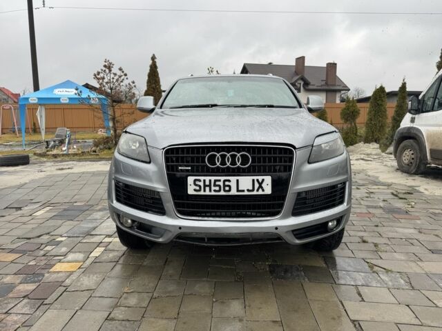 Серый Ауди Ку 7, объемом двигателя 3 л и пробегом 340 тыс. км за 4500 $, фото 1 на Automoto.ua