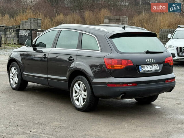 Серый Ауди Ку 7, объемом двигателя 3 л и пробегом 300 тыс. км за 12499 $, фото 32 на Automoto.ua