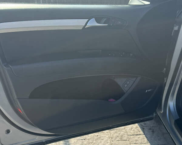 Серый Ауди Ку 7, объемом двигателя 3 л и пробегом 359 тыс. км за 11800 $, фото 11 на Automoto.ua