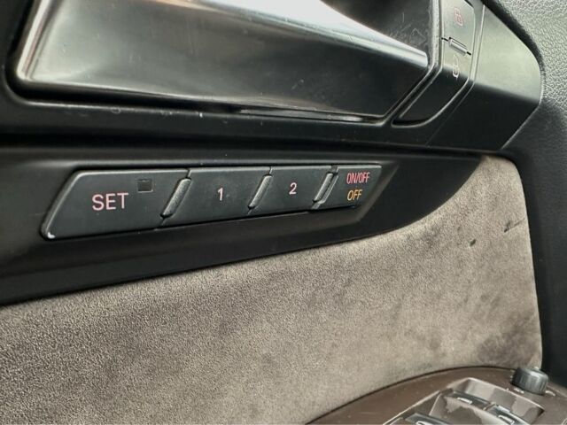 Серый Ауди Ку 7, объемом двигателя 3 л и пробегом 286 тыс. км за 7300 $, фото 17 на Automoto.ua