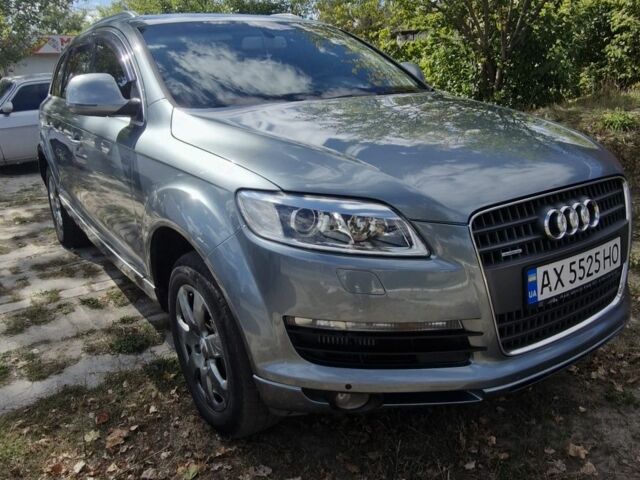 Серый Ауди Ку 7, объемом двигателя 3 л и пробегом 290 тыс. км за 11500 $, фото 1 на Automoto.ua