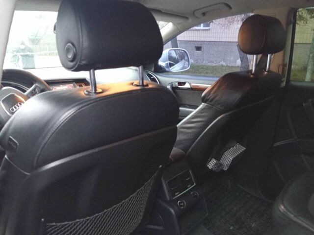 Серый Ауди Ку 7, объемом двигателя 3.6 л и пробегом 228 тыс. км за 9500 $, фото 6 на Automoto.ua