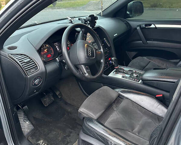 Сірий Ауді Ку 7, об'ємом двигуна 2.97 л та пробігом 295 тис. км за 13500 $, фото 9 на Automoto.ua