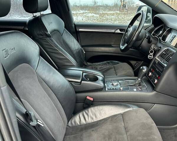 Серый Ауди Ку 7, объемом двигателя 3 л и пробегом 367 тыс. км за 12400 $, фото 35 на Automoto.ua