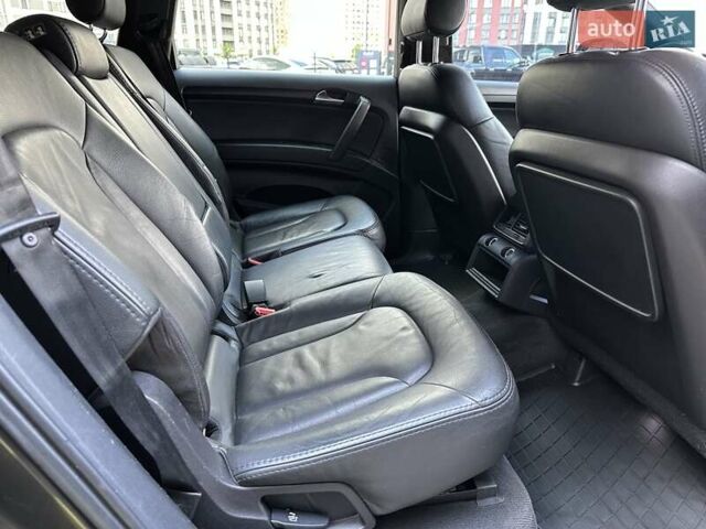 Сірий Ауді Ку 7, об'ємом двигуна 3 л та пробігом 267 тис. км за 10650 $, фото 48 на Automoto.ua