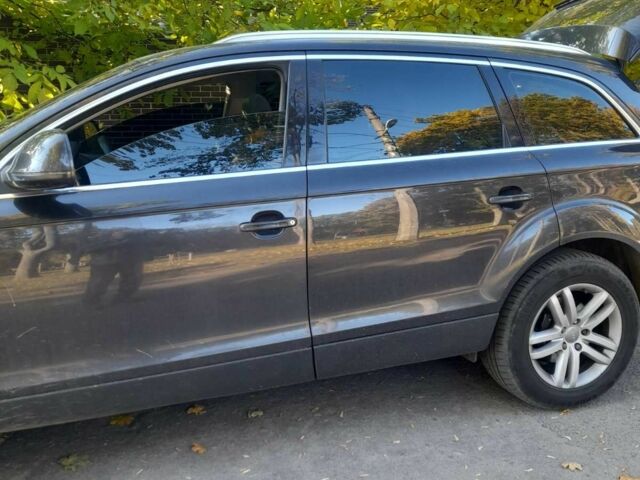 Сірий Ауді Ку 7, об'ємом двигуна 3 л та пробігом 290 тис. км за 14000 $, фото 15 на Automoto.ua