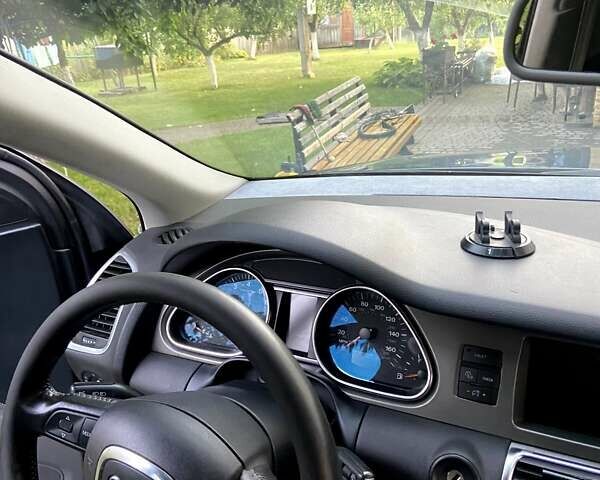 Серый Ауди Ку 7, объемом двигателя 4.16 л и пробегом 200 тыс. км за 11900 $, фото 4 на Automoto.ua