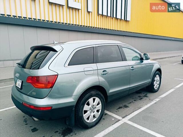 Серый Ауди Ку 7, объемом двигателя 3.6 л и пробегом 250 тыс. км за 9500 $, фото 2 на Automoto.ua