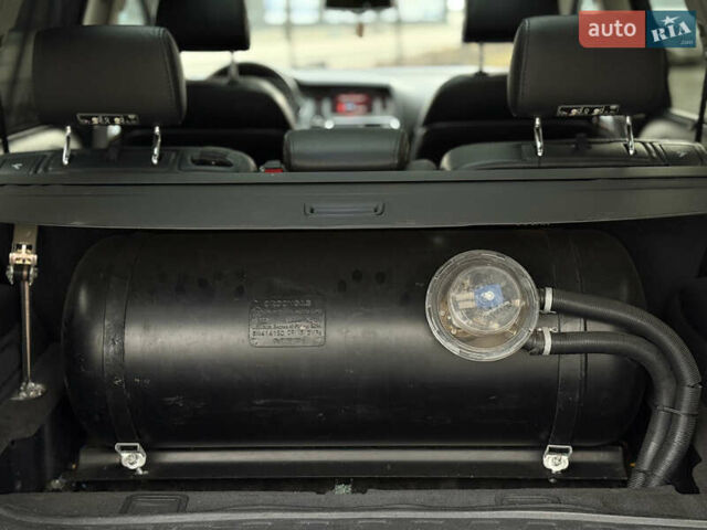 Серый Ауди Ку 7, объемом двигателя 4.2 л и пробегом 222 тыс. км за 8200 $, фото 30 на Automoto.ua