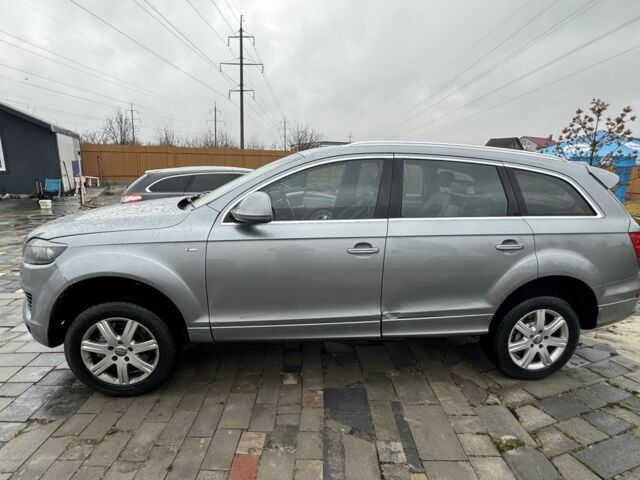 Серый Ауди Ку 7, объемом двигателя 3 л и пробегом 340 тыс. км за 5500 $, фото 2 на Automoto.ua