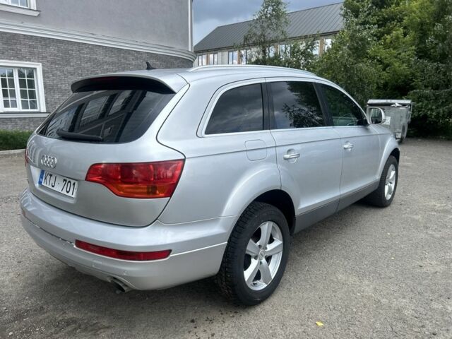 Серый Ауди Ку 7, объемом двигателя 3 л и пробегом 350 тыс. км за 6750 $, фото 3 на Automoto.ua