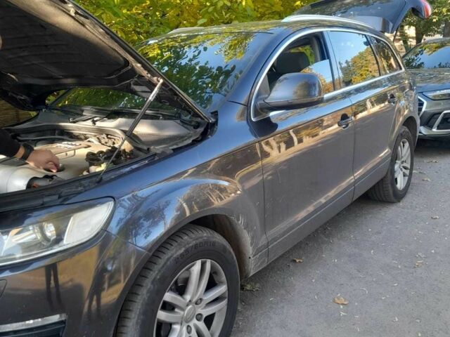 Сірий Ауді Ку 7, об'ємом двигуна 3 л та пробігом 290 тис. км за 14000 $, фото 14 на Automoto.ua