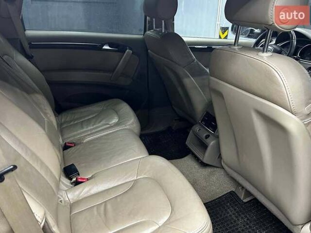 Сірий Ауді Ку 7, об'ємом двигуна 2.97 л та пробігом 287 тис. км за 12600 $, фото 16 на Automoto.ua