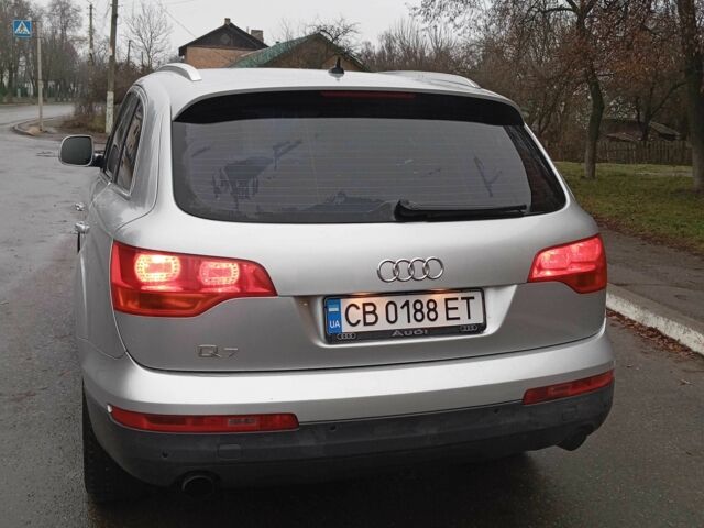 Серый Ауди Ку 7, объемом двигателя 3.6 л и пробегом 228 тыс. км за 9500 $, фото 4 на Automoto.ua