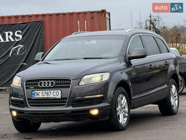 Серый Ауди Ку 7, объемом двигателя 3 л и пробегом 300 тыс. км за 12499 $, фото 18 на Automoto.ua