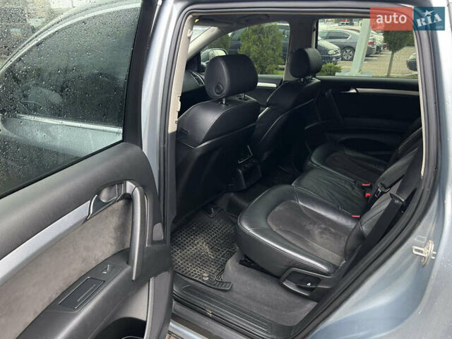 Серый Ауди Ку 7, объемом двигателя 3.6 л и пробегом 150 тыс. км за 9999 $, фото 7 на Automoto.ua