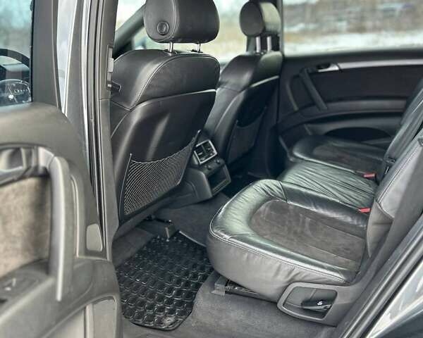 Серый Ауди Ку 7, объемом двигателя 3 л и пробегом 367 тыс. км за 12400 $, фото 38 на Automoto.ua