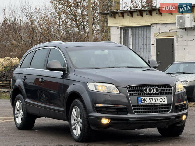 Серый Ауди Ку 7, объемом двигателя 3 л и пробегом 300 тыс. км за 12499 $, фото 10 на Automoto.ua