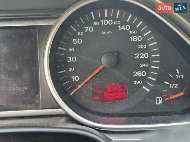 Серый Ауди Ку 7, объемом двигателя 4.16 л и пробегом 198 тыс. км за 10500 $, фото 20 на Automoto.ua