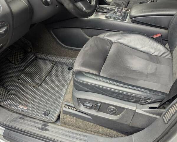 Серый Ауди Ку 7, объемом двигателя 3 л и пробегом 335 тыс. км за 13700 $, фото 13 на Automoto.ua