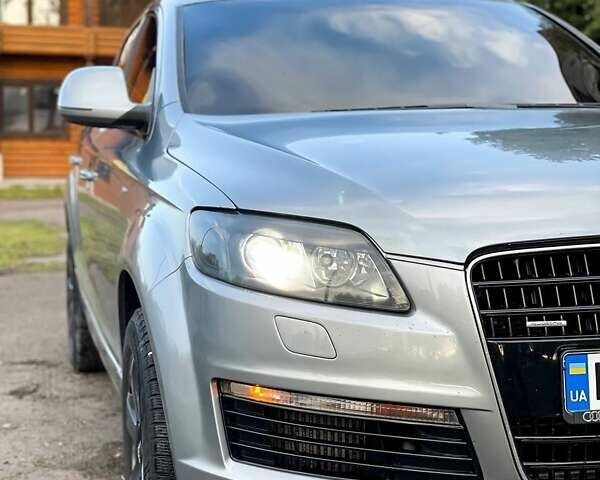 Сірий Ауді Ку 7, об'ємом двигуна 3 л та пробігом 431 тис. км за 12200 $, фото 4 на Automoto.ua