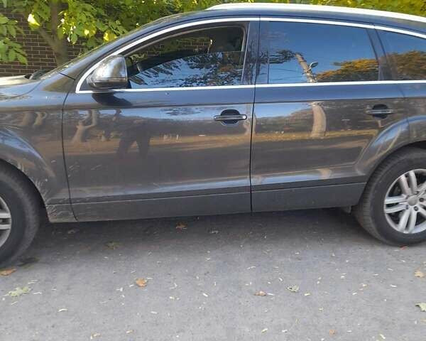 Сірий Ауді Ку 7, об'ємом двигуна 3 л та пробігом 290 тис. км за 14000 $, фото 8 на Automoto.ua