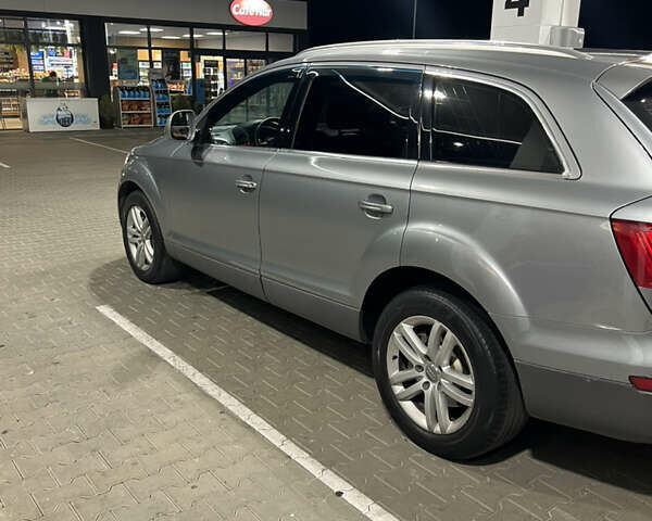 Сірий Ауді Ку 7, об'ємом двигуна 3 л та пробігом 245 тис. км за 14500 $, фото 1 на Automoto.ua