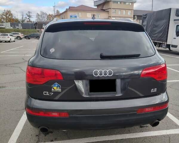 Ауді Ку 7 2007 у Вінниці на Automoto.ua Сірий Ауді Ку 7, об'ємом двигуна 4.2 л та пробігом 173 тис. км за 11000 $, фото 6 на Automoto.ua