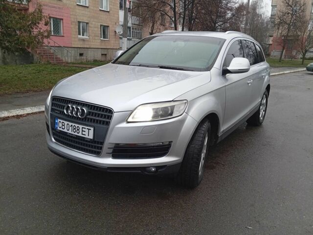 Серый Ауди Ку 7, объемом двигателя 3.6 л и пробегом 228 тыс. км за 9500 $, фото 1 на Automoto.ua