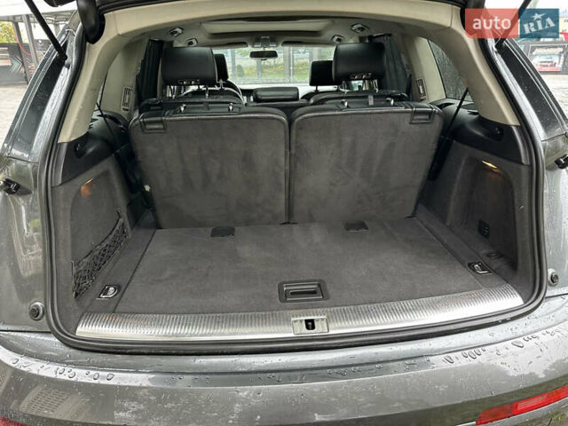 Сірий Ауді Ку 7, об'ємом двигуна 4.17 л та пробігом 268 тис. км за 8499 $, фото 11 на Automoto.ua