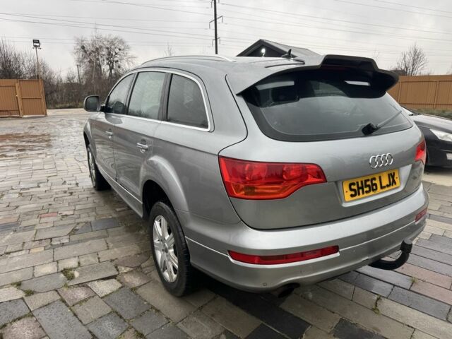 Серый Ауди Ку 7, объемом двигателя 3 л и пробегом 340 тыс. км за 4500 $, фото 7 на Automoto.ua