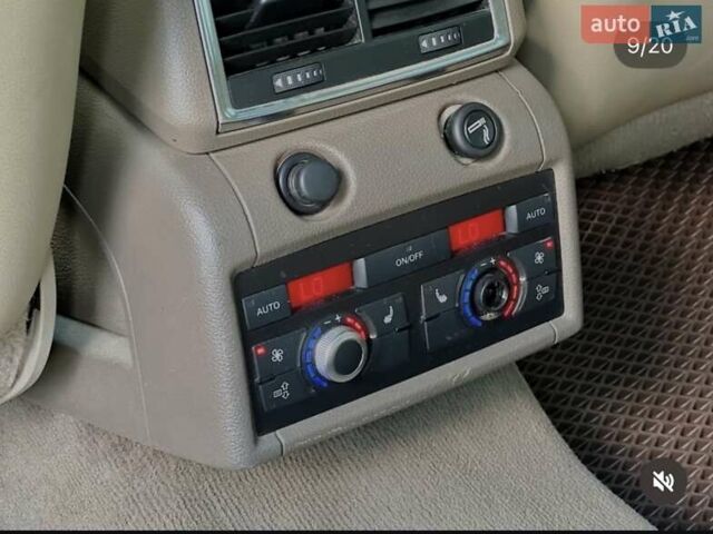 Ауді Ку 7 2007 у Горішні Плавні (Комсомольськ) на Automoto.ua Сірий Ауді Ку 7, об'ємом двигуна 4.16 л та пробігом 226 тис. км за 10900 $, фото 10 на Automoto.ua