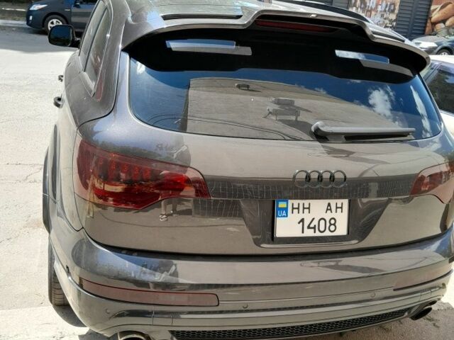 Серый Ауди Ку 7, объемом двигателя 4 л и пробегом 260 тыс. км за 10500 $, фото 6 на Automoto.ua