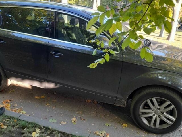 Сірий Ауді Ку 7, об'ємом двигуна 3 л та пробігом 290 тис. км за 14000 $, фото 3 на Automoto.ua