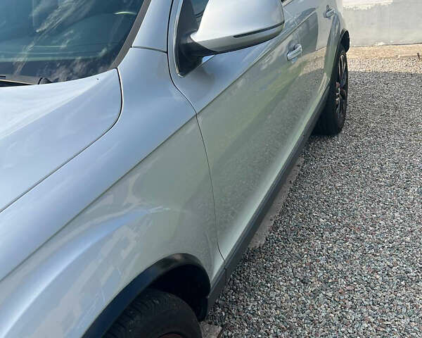 Серый Ауди Ку 7, объемом двигателя 3.6 л и пробегом 142 тыс. км за 12000 $, фото 4 на Automoto.ua