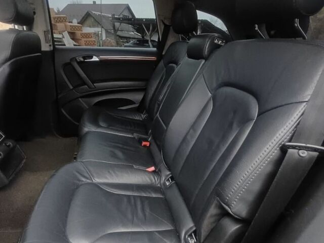 Серый Ауди Ку 7, объемом двигателя 3 л и пробегом 300 тыс. км за 7000 $, фото 4 на Automoto.ua